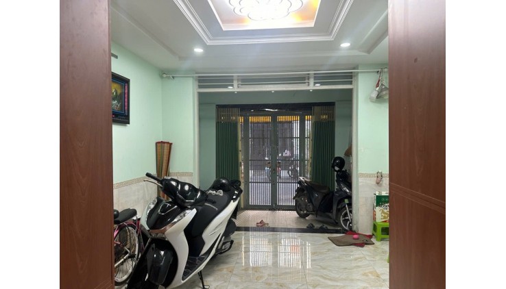 MẶT TIỀN ĐƯỜNG SỐ KHU LÊ VĂN QUỚI - 40m2 - 4 TẦNG 4PN - CHỈ 5.7TỶ